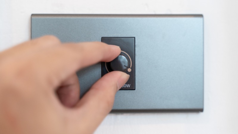 Dimmer quạt trần có giúp tiết kiệm điện không